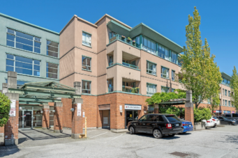 #307 223 Mountain Hwy, North Vancouver